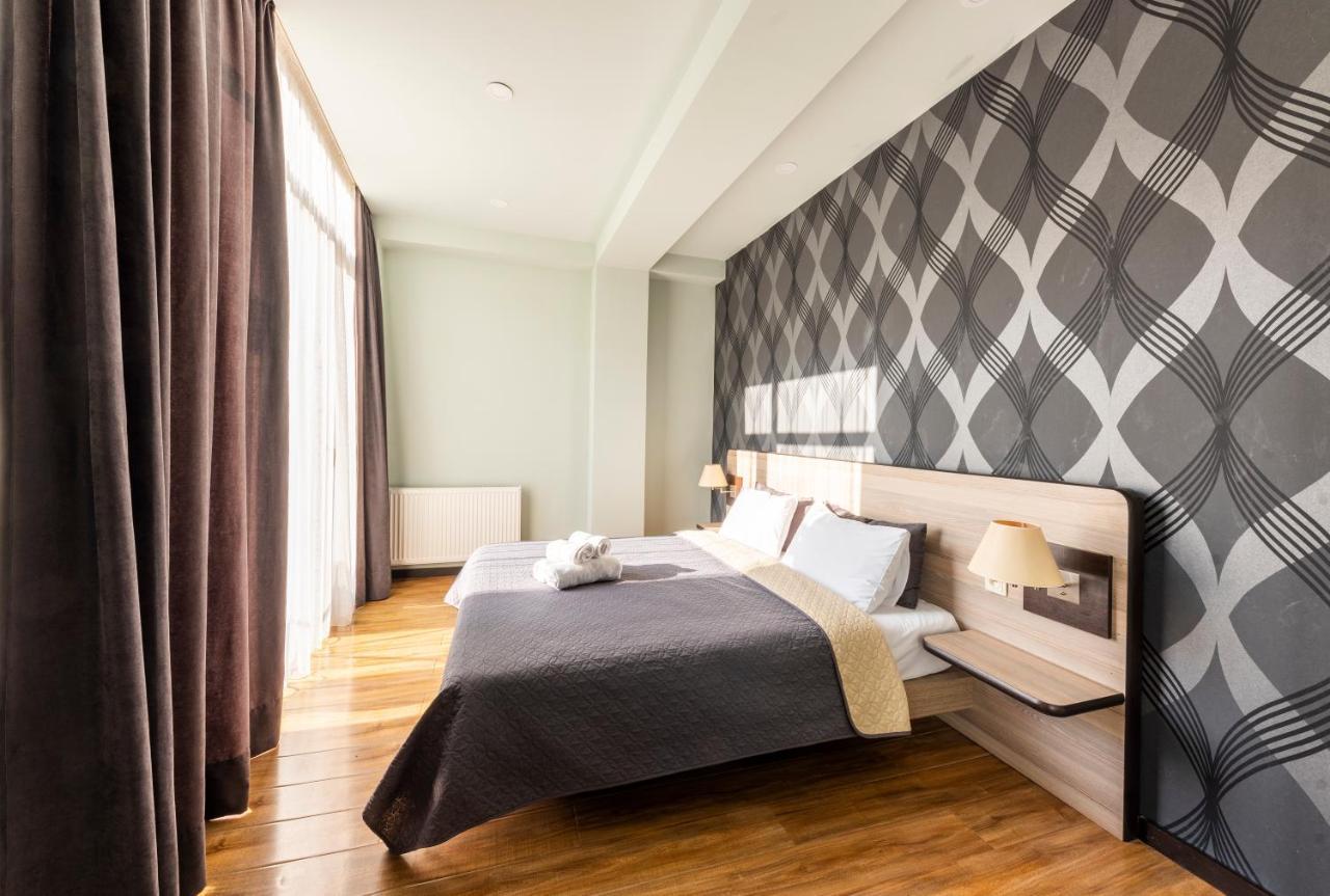 Sani Apart Hotel Tbilisi Ngoại thất bức ảnh